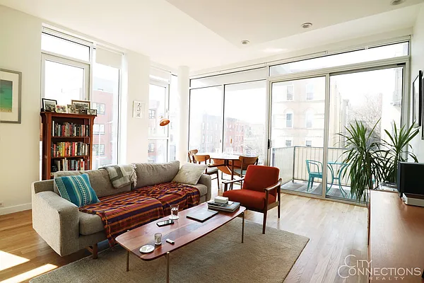 Rented by City Connections Realty | media 5