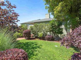 2643 Charleston St, Oakland, CA 94602