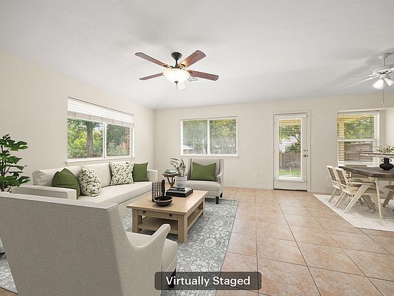 4th image of 1507 Fort Lloyd Pl