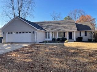 404 Meriwether Dr, Paragould, AR 72450