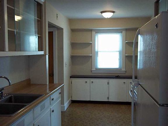5th image of 21 Union Ave
