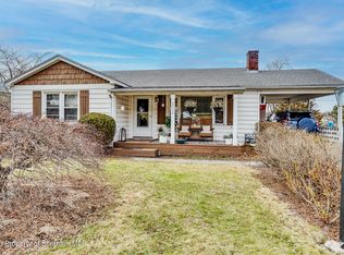 302 Highland Ave, Trucksville, PA 18708