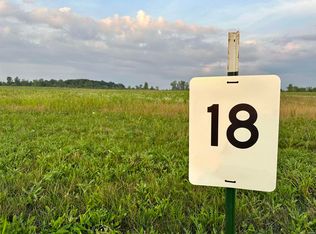 9731 N 220th Rd E #18, Roanoke, IN 46783