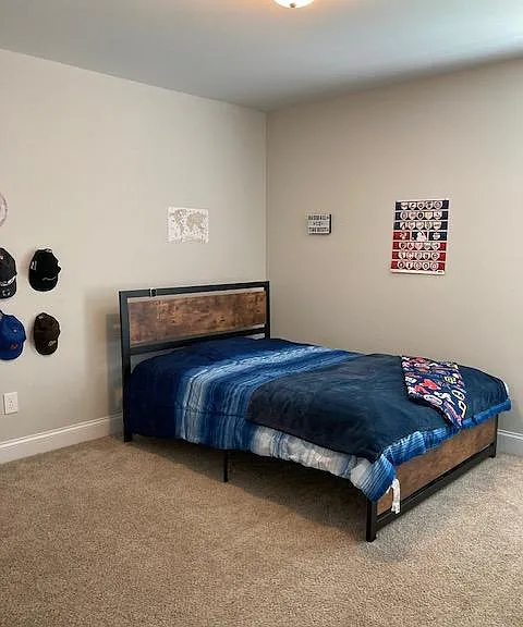 614 Broderick Cir — Photo 11