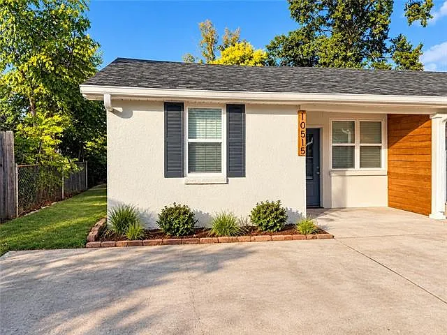 2 bed, 1.0 bath, 786 sqft, $1,375 — Photo 1