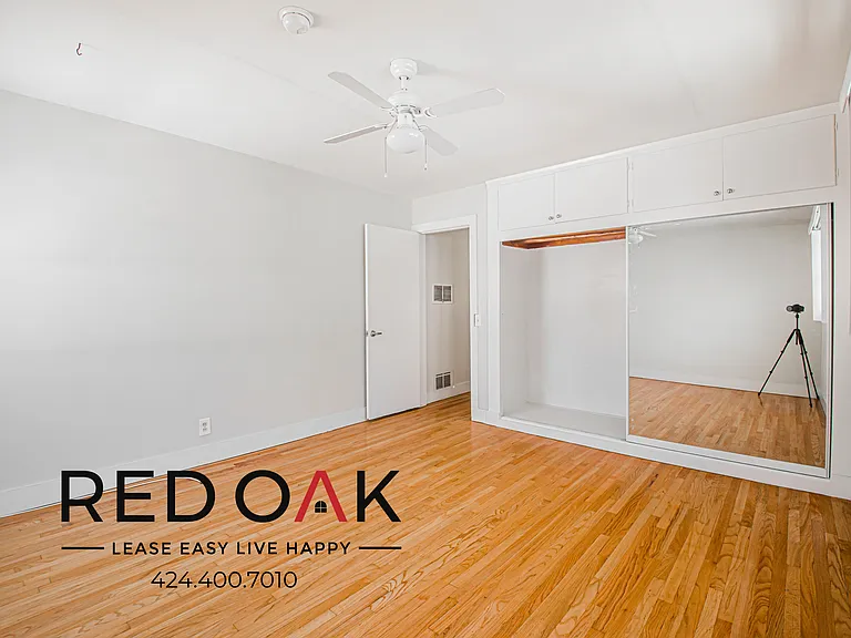 1148 S Sherbourne Dr #5 — Photo 16