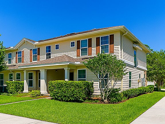 Reserve at Brookhaven Townhome exterior