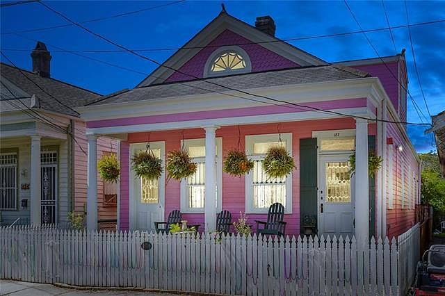 1st image of 127 Lavergne St
