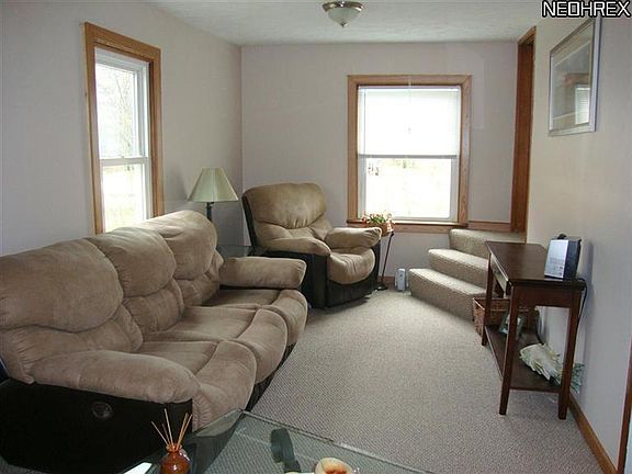 4th image of 191 Parkway Dr