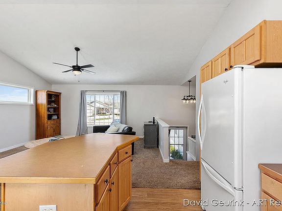 5th image of 9342 Southwind Dr