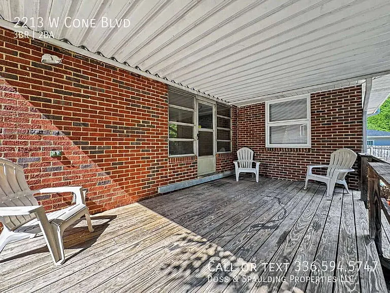 2213 W Cone Blvd — Photo 25