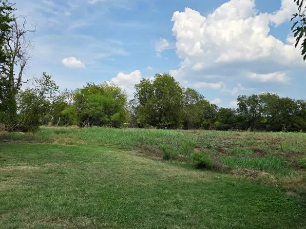 5000 E State Highway 21, Bryan, TX 77808