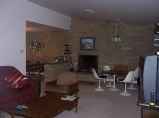 201 Sunset Dr, Pittsburgh, PA 15235