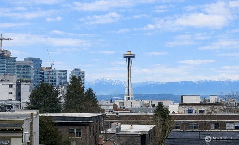 2nd image of 315 12th Avenue E