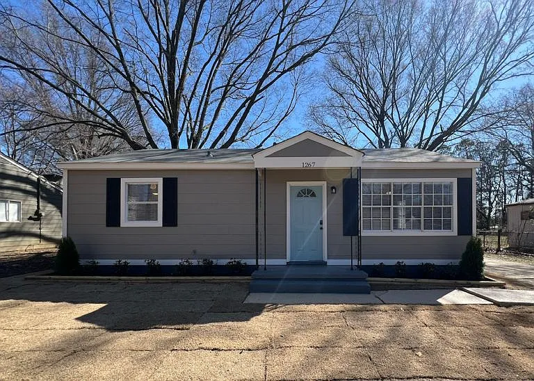 1267 Canfield Ave — Photo 1