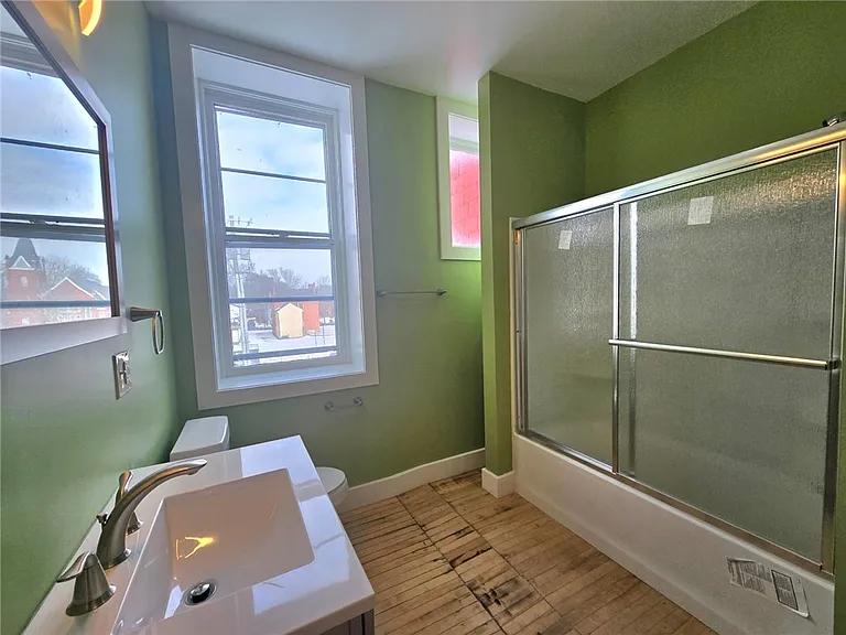 27 E Main St #316 — Photo 4