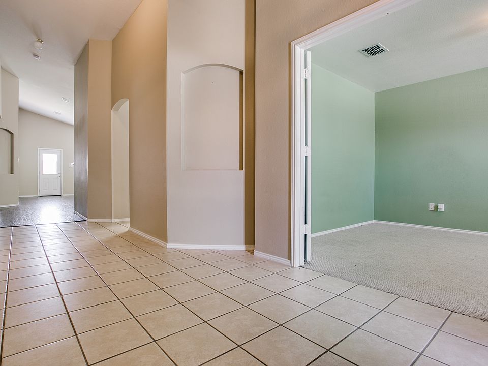 1st image of 4633 Indian Rock Dr