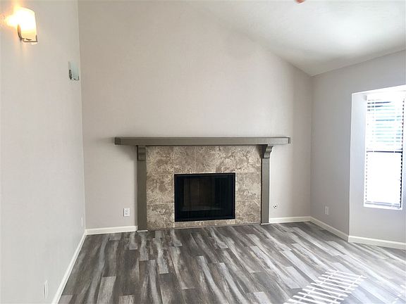 5th image of 2042 Trevino Ave
