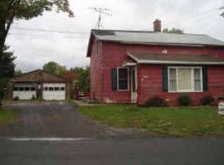 13589 Albion Eagle Harbor Rd, Albion, NY 14411