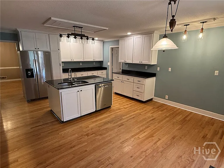292 Tara Way — Photo 8