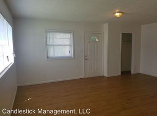 426 SE Arter Ave APT 03, Topeka, KS 66607