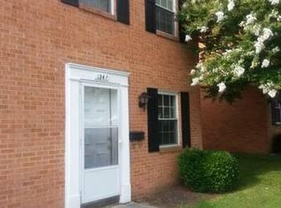 1353 Fairmont Dr, Vinton, VA 24179