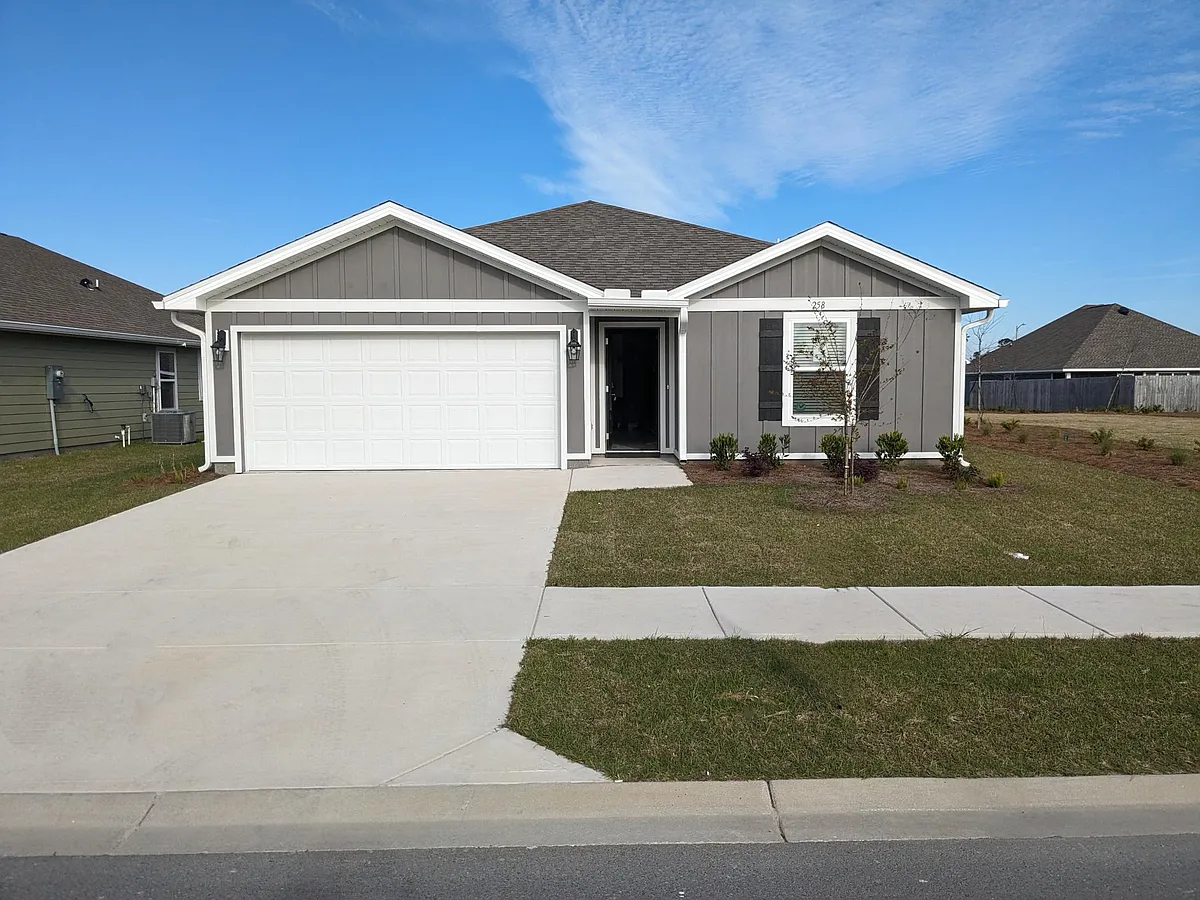 Main Front View - 258 Boggy Creek Way
