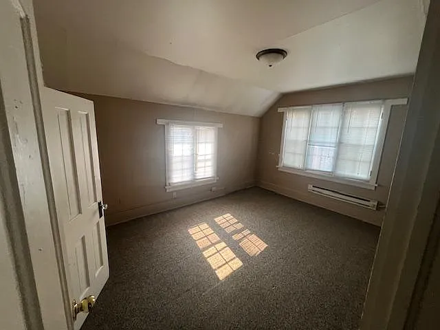 Unit Photo