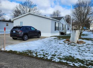 176 Elm Ct, Muskegon, MI 49445