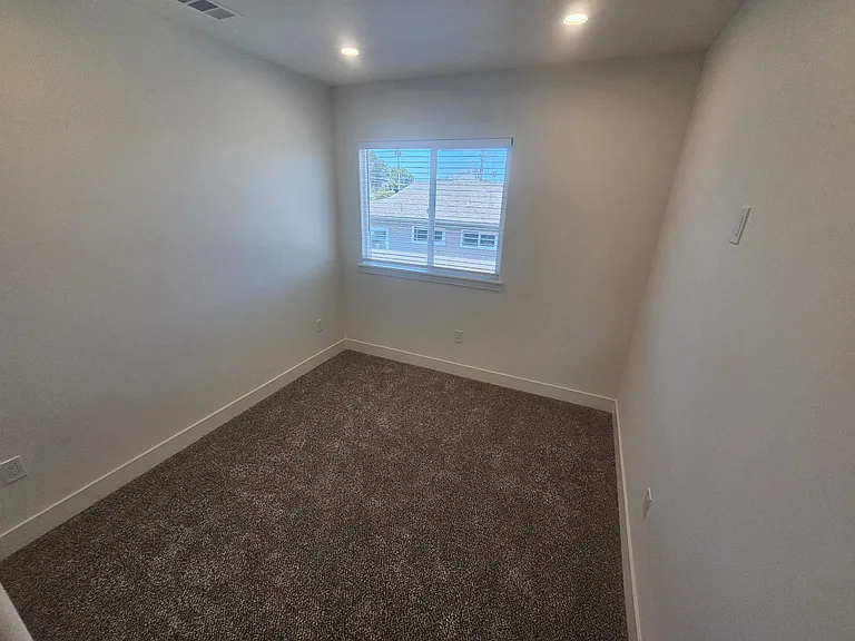 961 Balboa St #1 — Photo 15