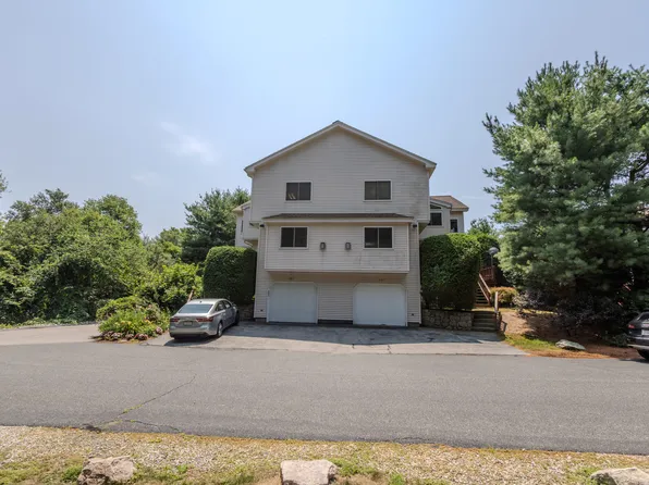 445 Captain Eames Cir #445, Ashland, MA 01721