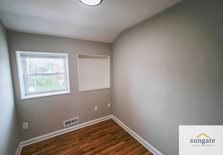 3427 N Point Rd — Photo 19