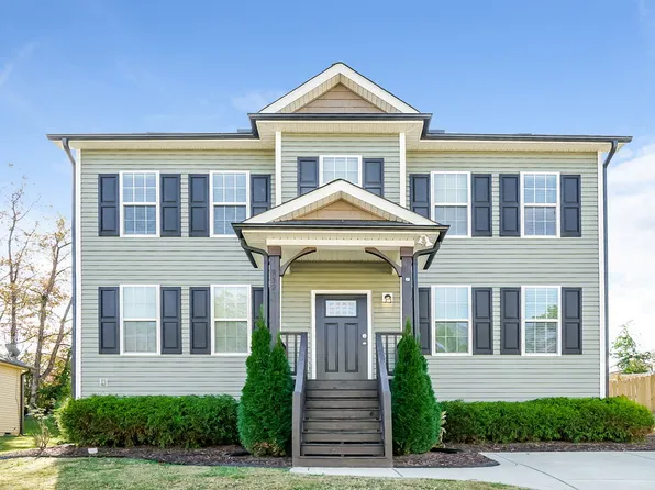 332 Chamberlain Dr, Clayton, NC 27527