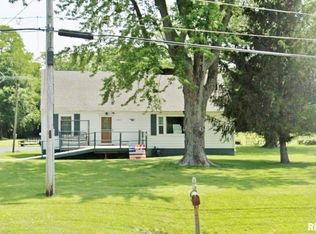 11822 W Farmington Rd, Hanna city, IL 61536