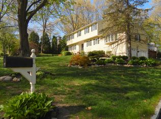 109 Settlers Farm Rd, Monroe, CT 06468