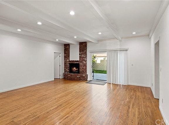 4th image of 4748 Albury Ave