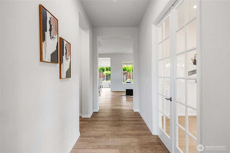 3rd image of 14308 189th Avenue Ct E