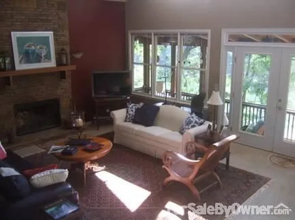 7549 Island Mill Rd, Acworth, GA 30102