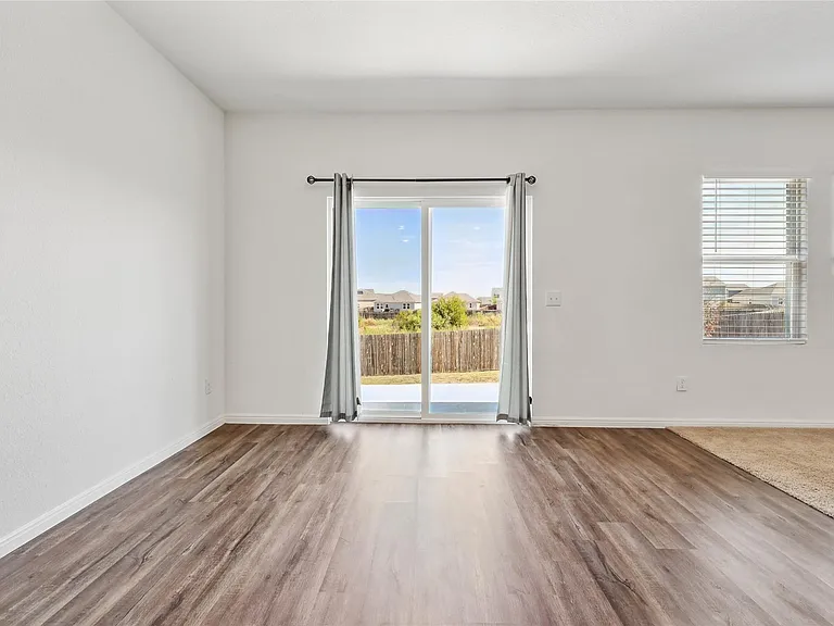 14105 Jeannette Rankin Rd — Photo 22