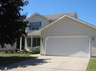 4780 Bay View Rd, Hamburg, NY 14075