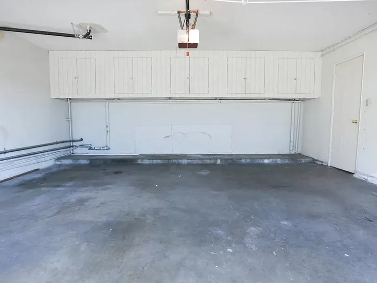 500 S Inglewood Ave — Photo 22