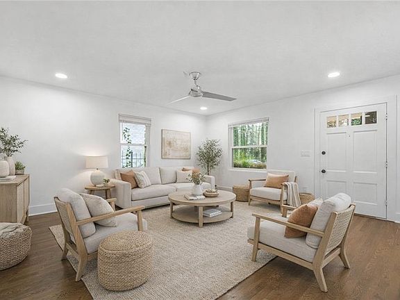 2nd image of 1949 Handley Ave SW