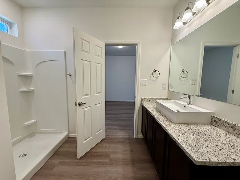 267 San Clemente Ave NW — Photo 11