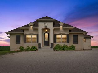 998 X Ave, Ames, IA 50036