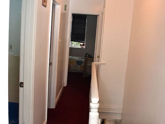 2nd image of 438 Hoffman St