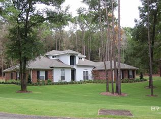 166 Willow Lake Dr, Fairhope, AL 36532