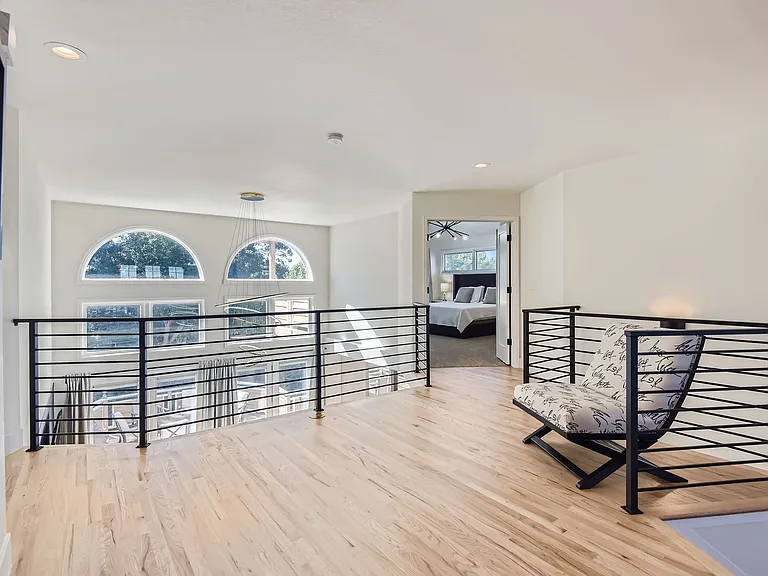 6694 Dutch Creek St — Photo 16