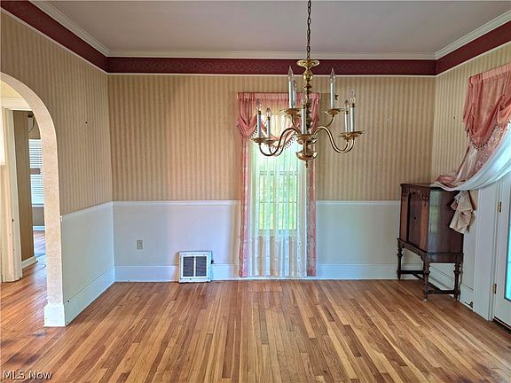 3rd image of 6670 Stratford Rd