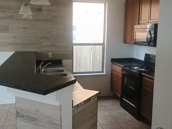 13408 Guarnere Dr #7, Del Valle, TX 78617