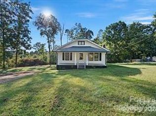 640 Central Dr, Statesville, NC 28677